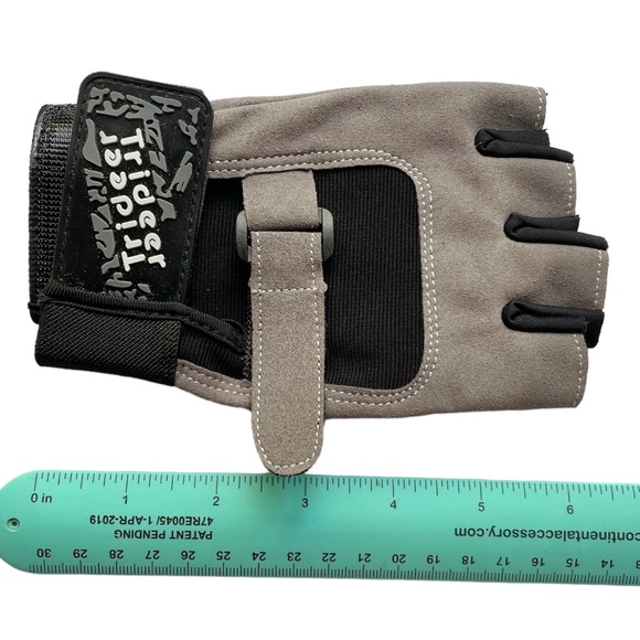 NEW Workout Half Finger Gloves M Trideer Gym Weights Cycling - Picture 6 of 9